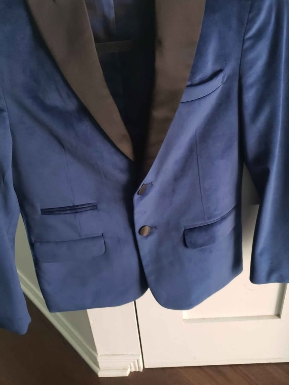Calvin Klein Navy Blue Tuxedo Jacket with Black Satin Shawl Lapel